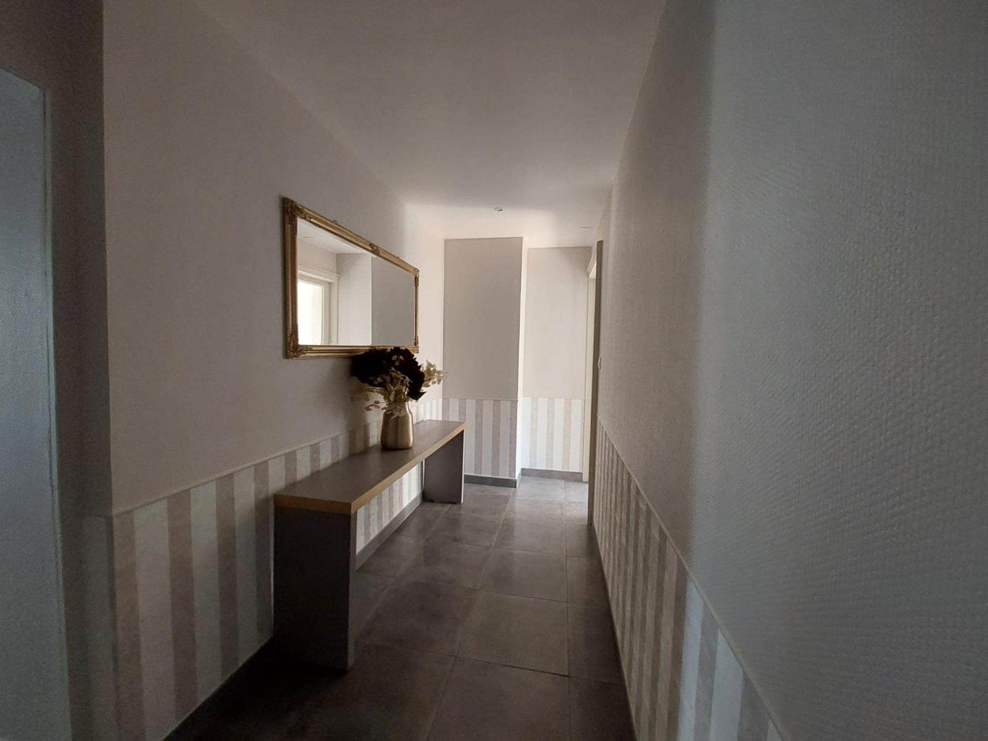 Les Appartements Sur Pompidou - 7 Appartements Neufs Societe Selogerametz Com מראה חיצוני תמונה